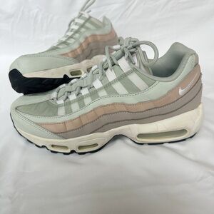 Womens Air Max 95 'Moon Particle'